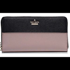 Cameron Street Lacey wallet - zipper pull missing